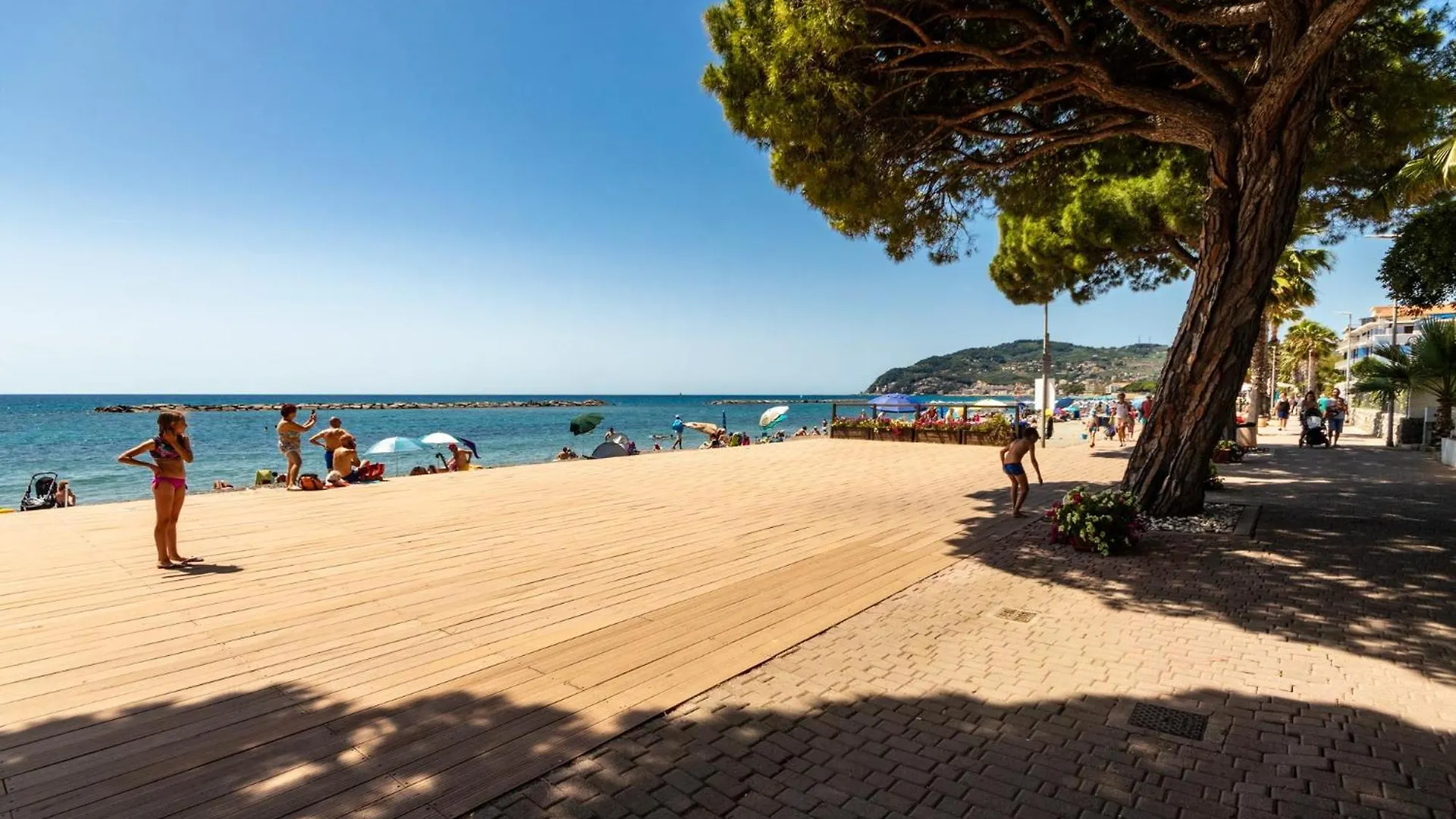 Piccolo Hotel Le Palme San Bartolomeo Al Mare